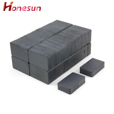 Flat Black Magnets for Crafts C8 Y30 Y30BH Square Ceramic Industrial Magnets Block Ferrite Magnets for Fridges Whiteboards