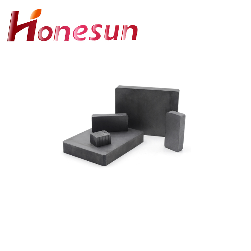 Hot Selling Square Magnet Permanent Magnet Ferrite Magnet Rectangle Block Magnet with Hole