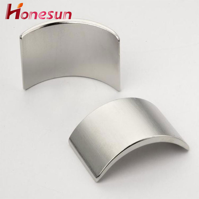 What are the safety precautions when handling 5mm neodymium magnet?